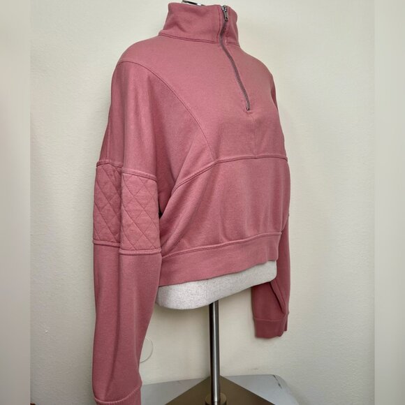 WILD FABLE Pink Half-Zip Cropped Pullover Sweatshirt With Quilted Sleeve Size M - Picture 3 of 9